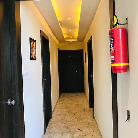 אינדורה Hotel Divine מראה חיצוני תמונה