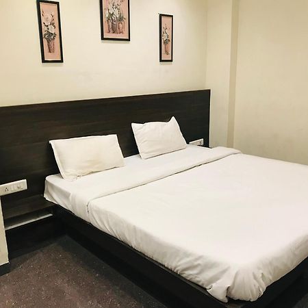 אינדורה Hotel Divine מראה חיצוני תמונה